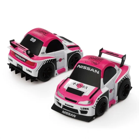 Mini GT Qube carz 006